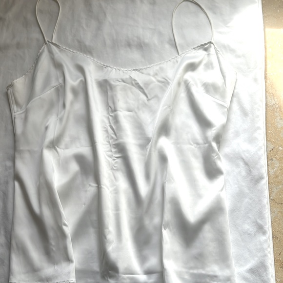 Elie Tahari Chiffon Blouse & Camisole - Picture 12 of 15